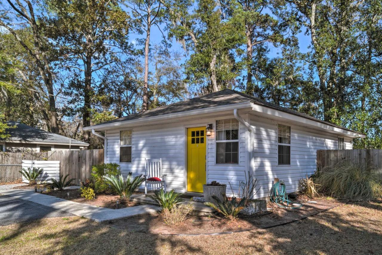 Charming Port Royal Home With Fire Pit And Yard! Экстерьер фото