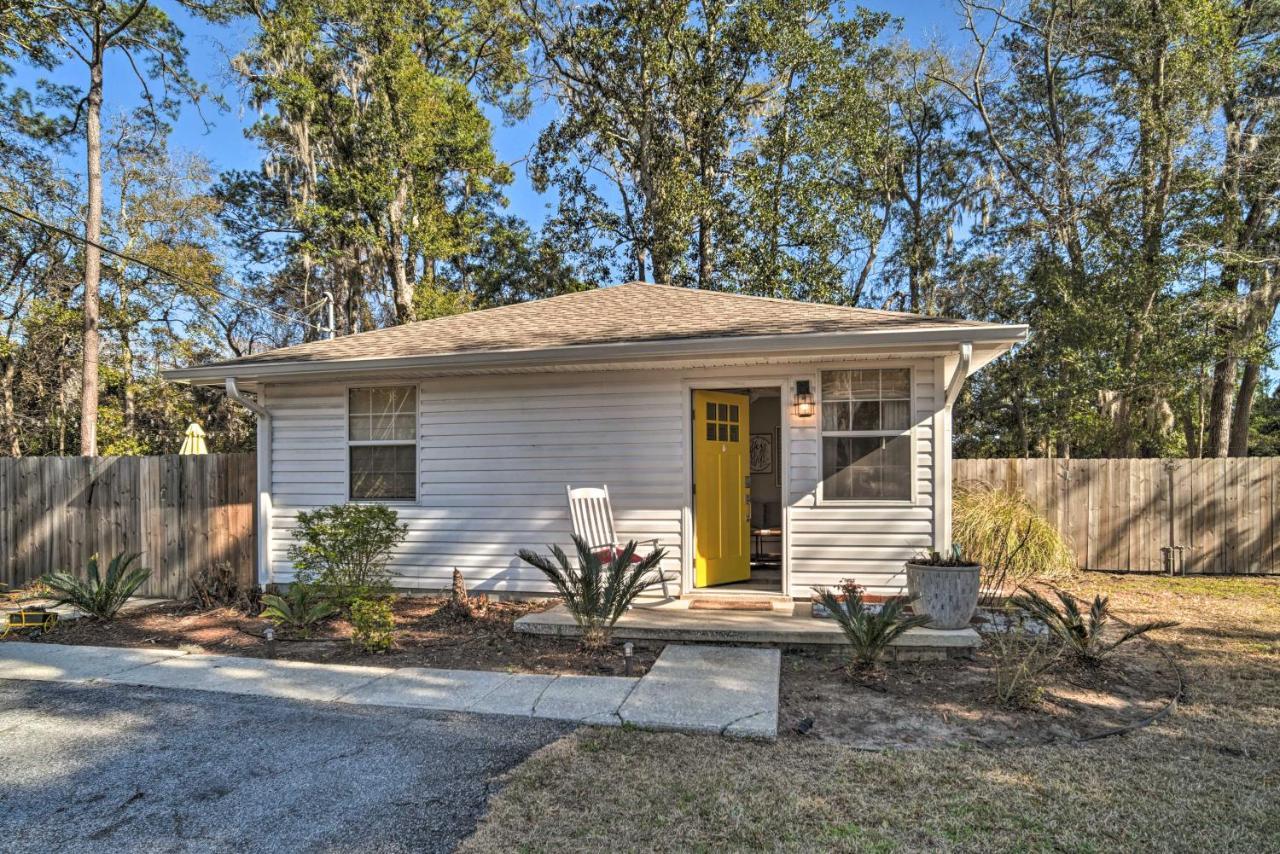 Charming Port Royal Home With Fire Pit And Yard! Экстерьер фото
